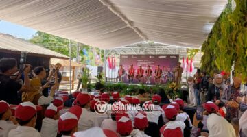 Riders Go To School, Veda Pratama dan Mario Aji Inspirasi Siswa SDN 2 Kuta