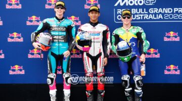 Moto3™: Pratama meraih kesempurnaan dan pole position perdana dalam balapan menegangkan di Phillip Island